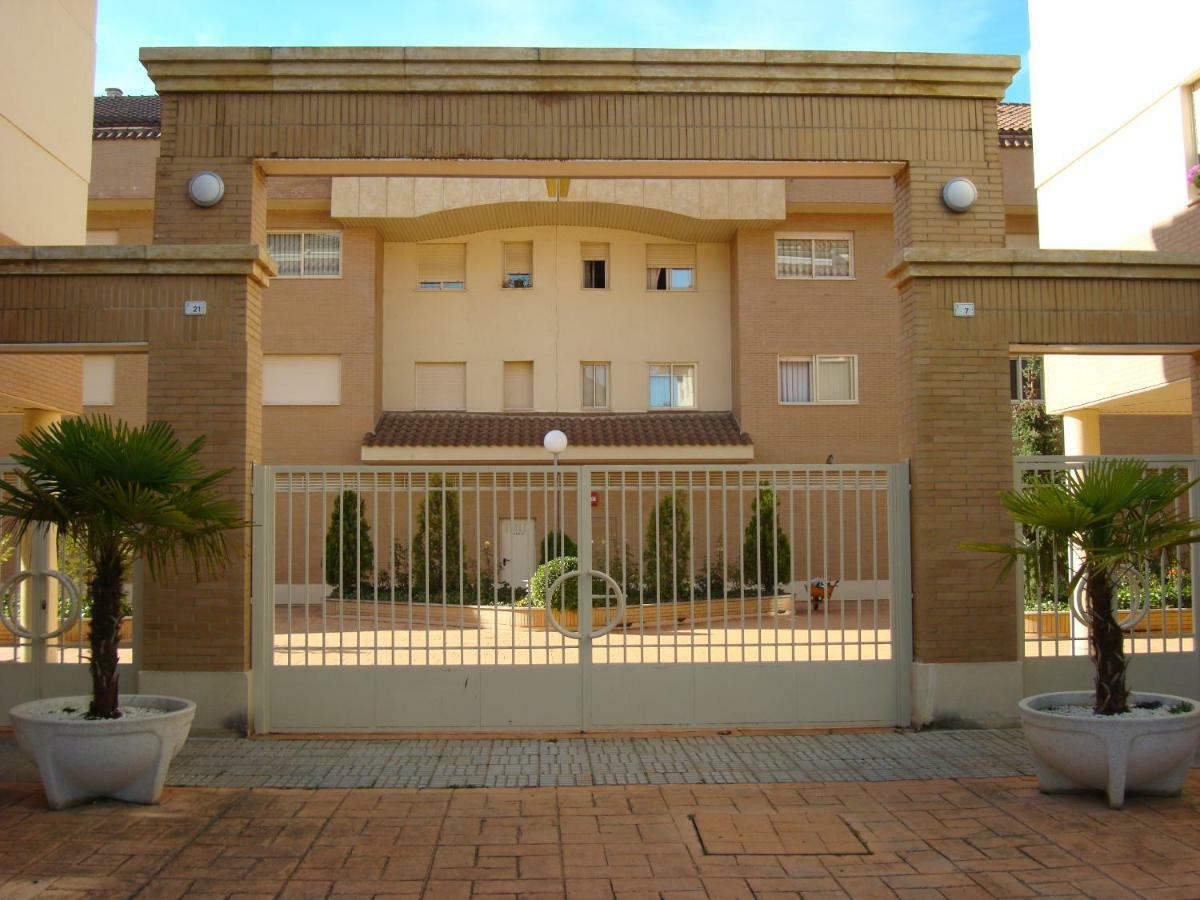Alameda Del Tormes Apartamento Santa Marta de Tormes Exterior foto
