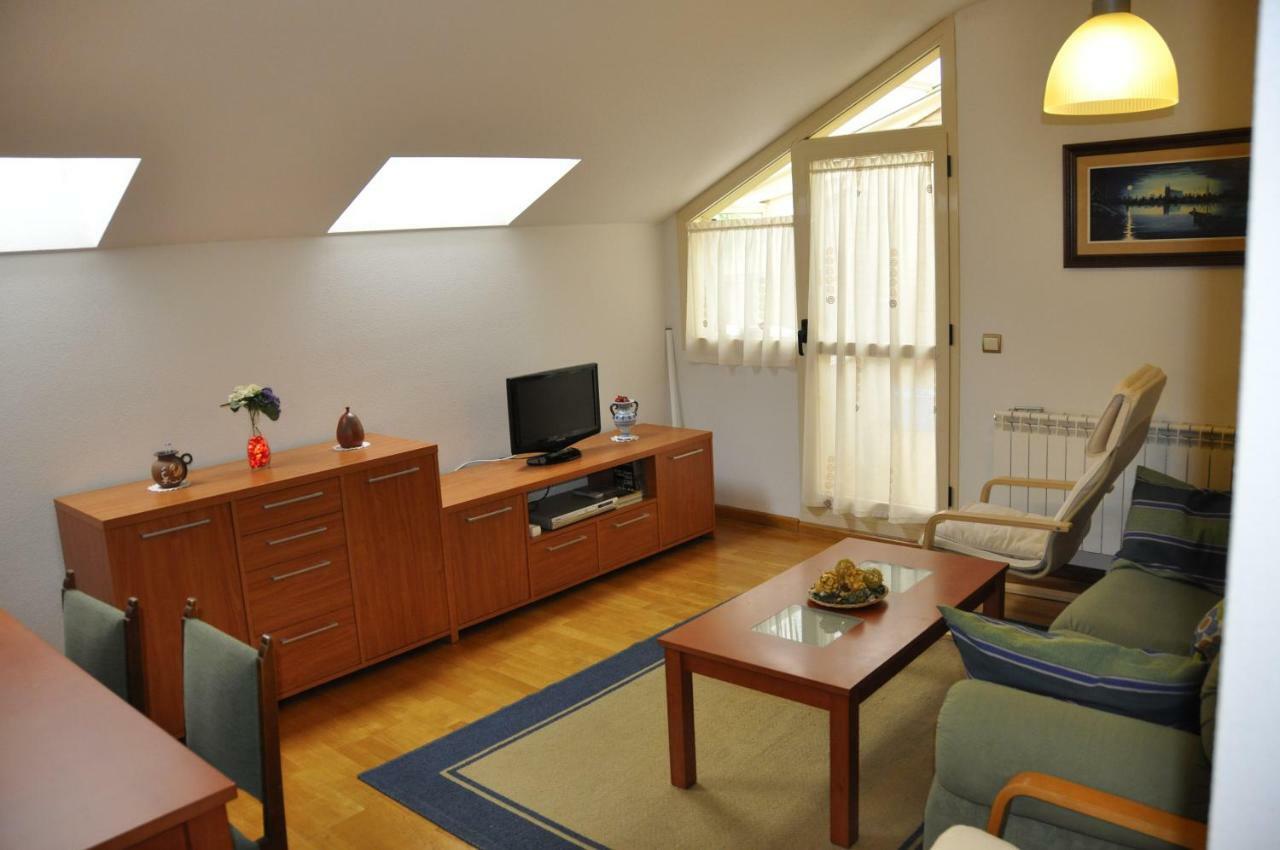Alameda Del Tormes Apartamento Santa Marta de Tormes Exterior foto