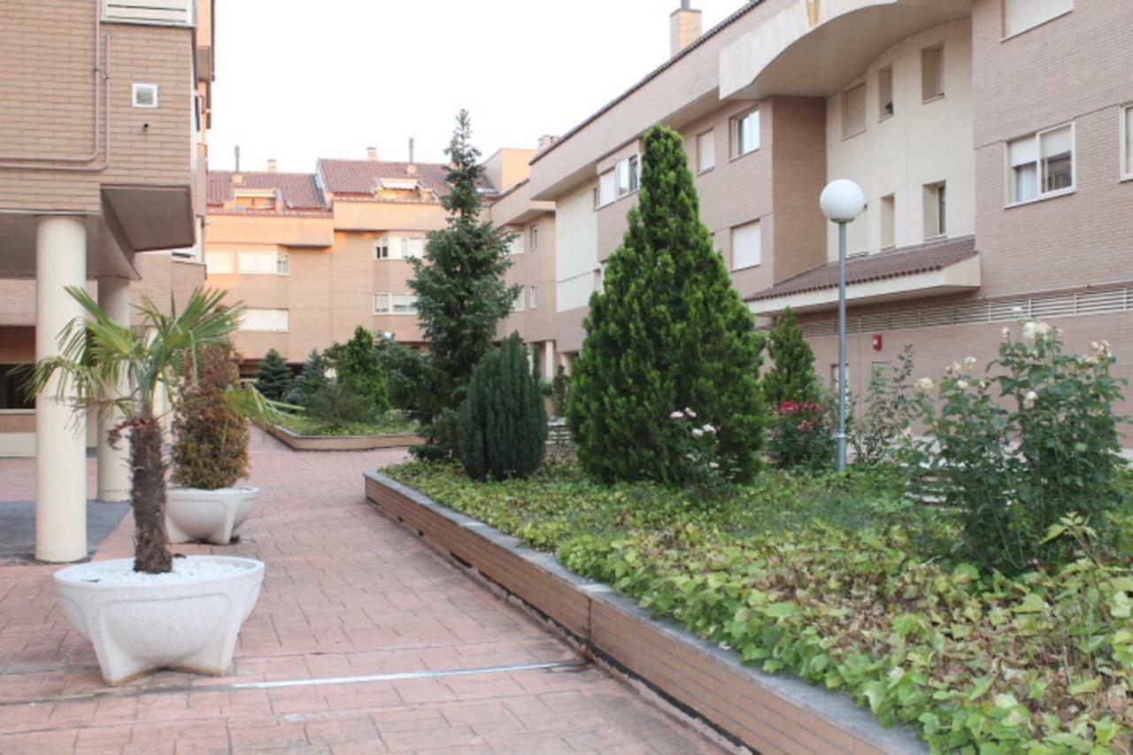 Alameda Del Tormes Apartamento Santa Marta de Tormes Exterior foto